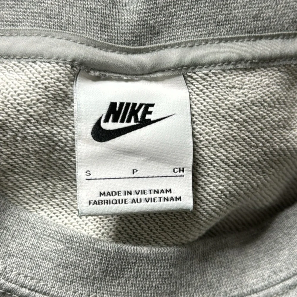Nike Just Do It Gray Pullover Sweatshirt Size Small Oversized